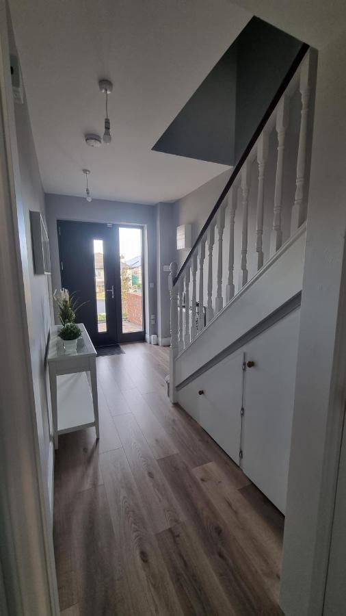 Entire Modern Home With Seaview And Parking Wicklow Eksteriør bilde