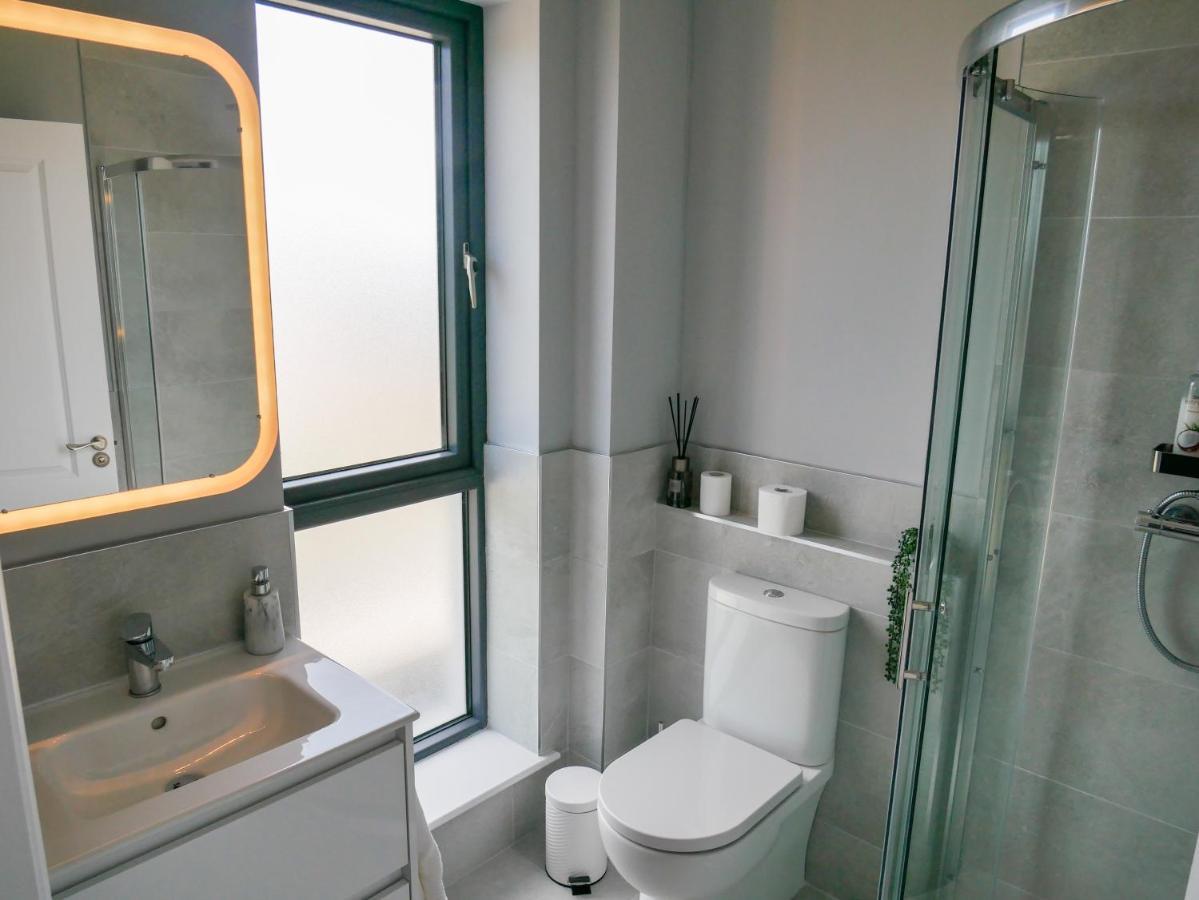 Entire Modern Home With Seaview And Parking Wicklow Eksteriør bilde