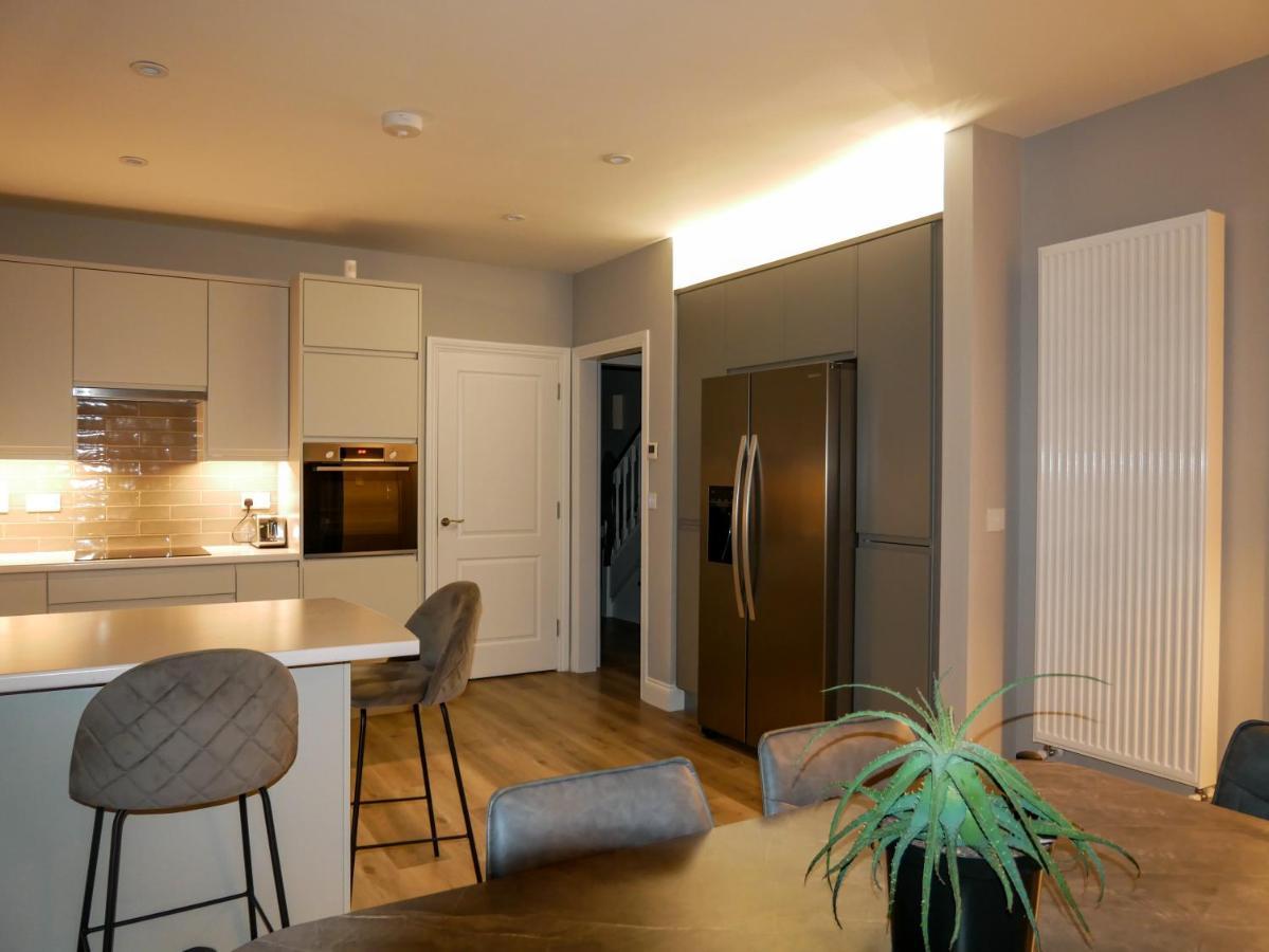 Entire Modern Home With Seaview And Parking Wicklow Eksteriør bilde